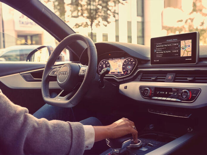 surucu_qadin_audi_2023