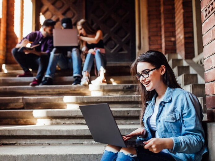 universitet_b